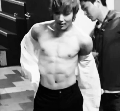 새벽에 보는 남아이돌 독방별 가장 섹시한 멤버는? | 인스티즈