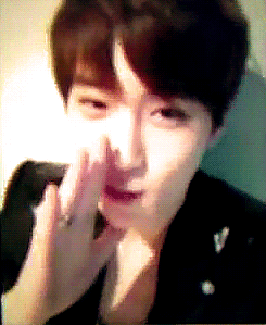 [EXO/김준면] 다정한 오빠 친구와 연애하는 썰 02 | 인스티즈