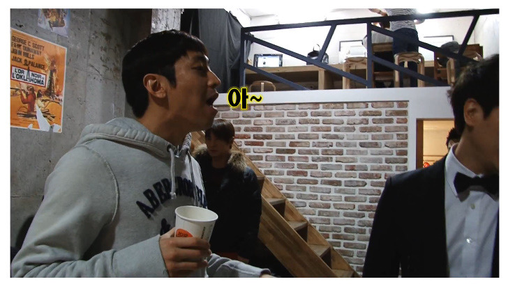 같은 그룹 멤버 기분나쁘게하기 甲 | 인스티즈