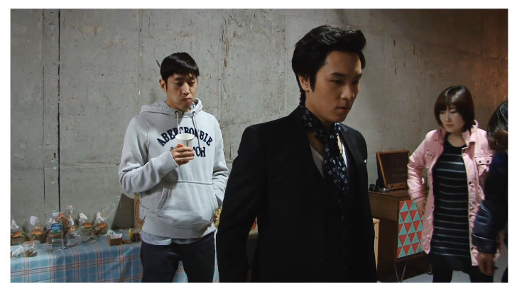 같은 그룹 멤버 기분나쁘게하기 甲 | 인스티즈