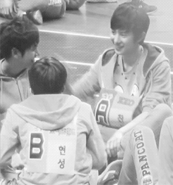 [EXO/찬백] 너구리? 너 좀 구림...(부제 : 이케...) | 인스티즈