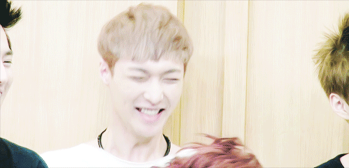 [EXO/징어] 겉은 남녀공학 속은 남고에 온 징어썰06(부제: 학교 선생님들이...좀 이상한것같아여...) | 인스티즈