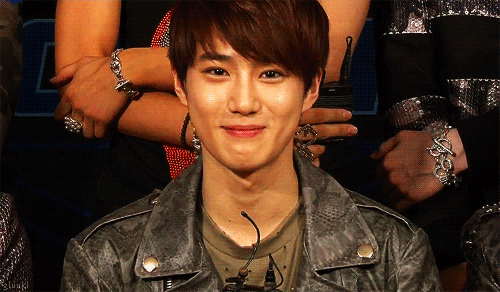 [EXO/징어] 겉은 남녀공학 속은 남고에 온 징어썰 01 (부제:좀 이상한데여 이학교??) | 인스티즈