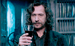 가 그저그런 유치한 판타지 소설이 아닌 이유 | 인스티즈