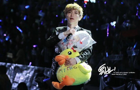 존나 서럽게 우는 아이돌들 | 인스티즈