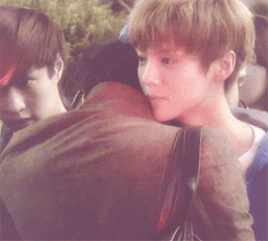 설레는 싱크짤, 소름돋고 싸이코패스같은 빙의짤, 그리고 미친듯이 아련한 상황움짤 모음.gif 1 | 인스티즈