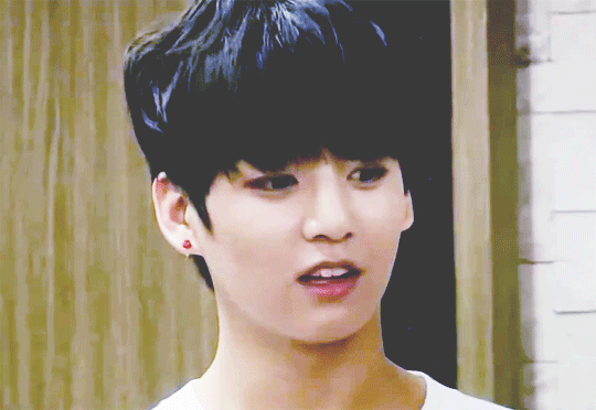 [방탄소년단/국뷔] 이어폰 (부제 : 몰라몰라) | 인스티즈