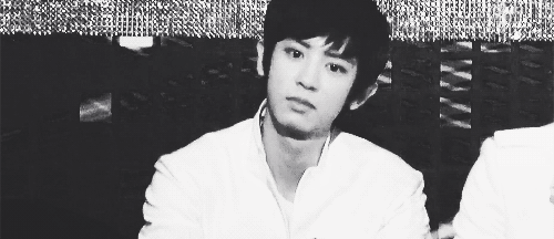 [비회원전용] 일처다부제(一妻多夫制: 붉게 지저귀는 한 송이의 꽃) | 인스티즈