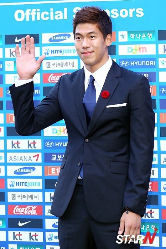 [오글주의] 국대망상 04 (대통령 딸과 경호원 국대 ver.) | 인스티즈