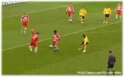 대한민국에서 다시 나올까말까한 윙백 레전드 | 인스티즈