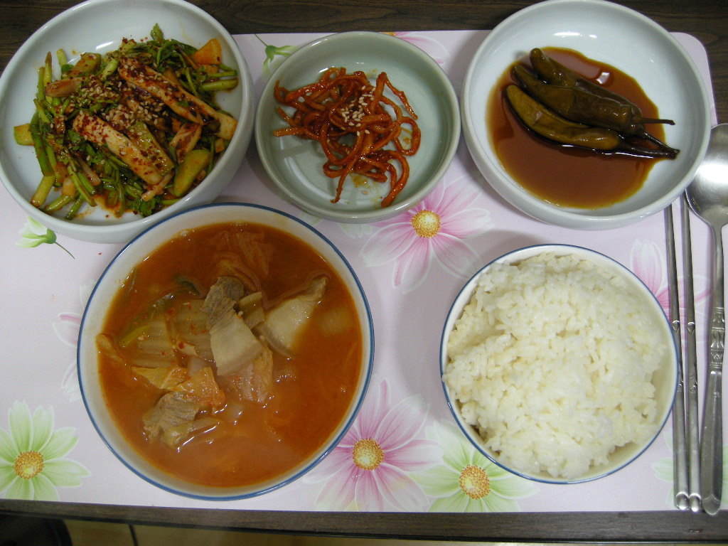 눈물없이는 볼 수 없는 가난한 자취생의 식단 ㅠㅠ | 인스티즈
