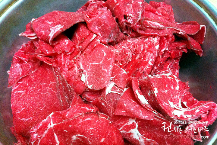 레알 멘탈 甲인 지드래곤 팬들의 조공 스케일.jpg (스압주의,정성주의,위엄주의) | 인스티즈