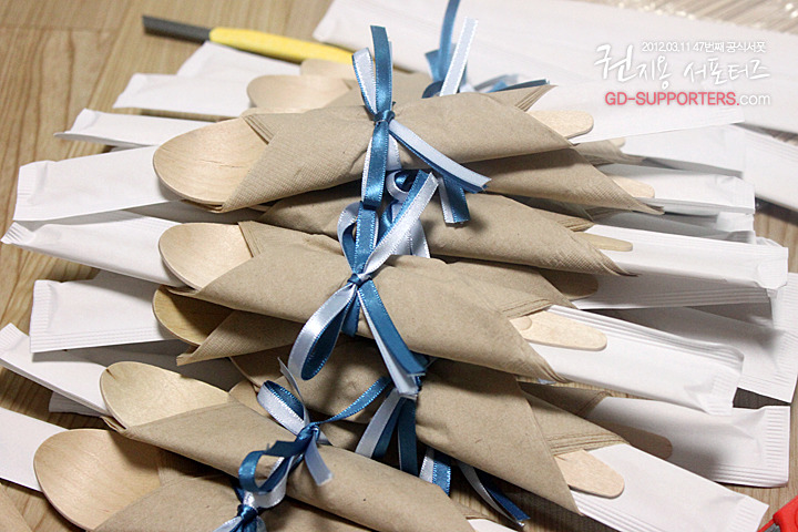 레알 멘탈 甲인 지드래곤 팬들의 조공 스케일.jpg (스압주의,정성주의,위엄주의) | 인스티즈