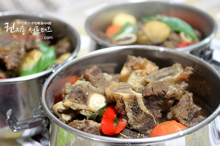 레알 멘탈 甲인 지드래곤 팬들의 조공 스케일.jpg (스압주의,정성주의,위엄주의) | 인스티즈