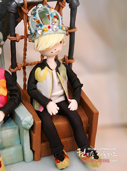 레알 멘탈 甲인 지드래곤 팬들의 조공 스케일.jpg (스압주의,정성주의,위엄주의) | 인스티즈