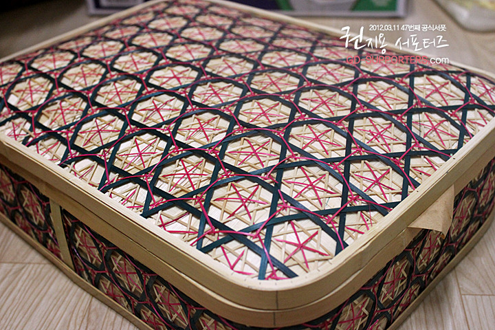 레알 멘탈 甲인 지드래곤 팬들의 조공 스케일.jpg (스압주의,정성주의,위엄주의) | 인스티즈