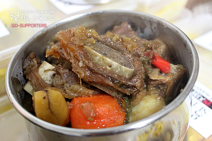 레알 멘탈 甲인 지드래곤 팬들의 조공 스케일.jpg (스압주의,정성주의,위엄주의) | 인스티즈