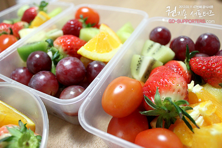 레알 멘탈 甲인 지드래곤 팬들의 조공 스케일.jpg (스압주의,정성주의,위엄주의) | 인스티즈