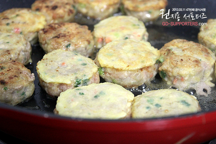 레알 멘탈 甲인 지드래곤 팬들의 조공 스케일.jpg (스압주의,정성주의,위엄주의) | 인스티즈