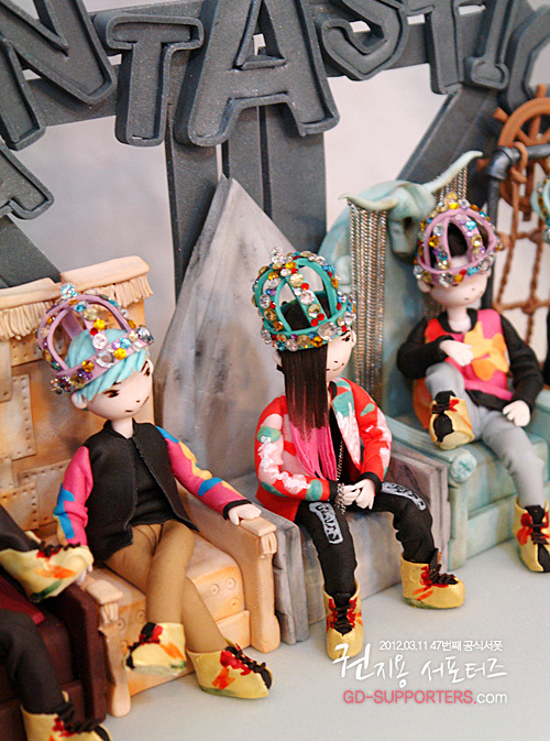 레알 멘탈 甲인 지드래곤 팬들의 조공 스케일.jpg (스압주의,정성주의,위엄주의) | 인스티즈