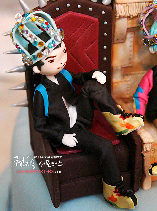 레알 멘탈 甲인 지드래곤 팬들의 조공 스케일.jpg (스압주의,정성주의,위엄주의) | 인스티즈