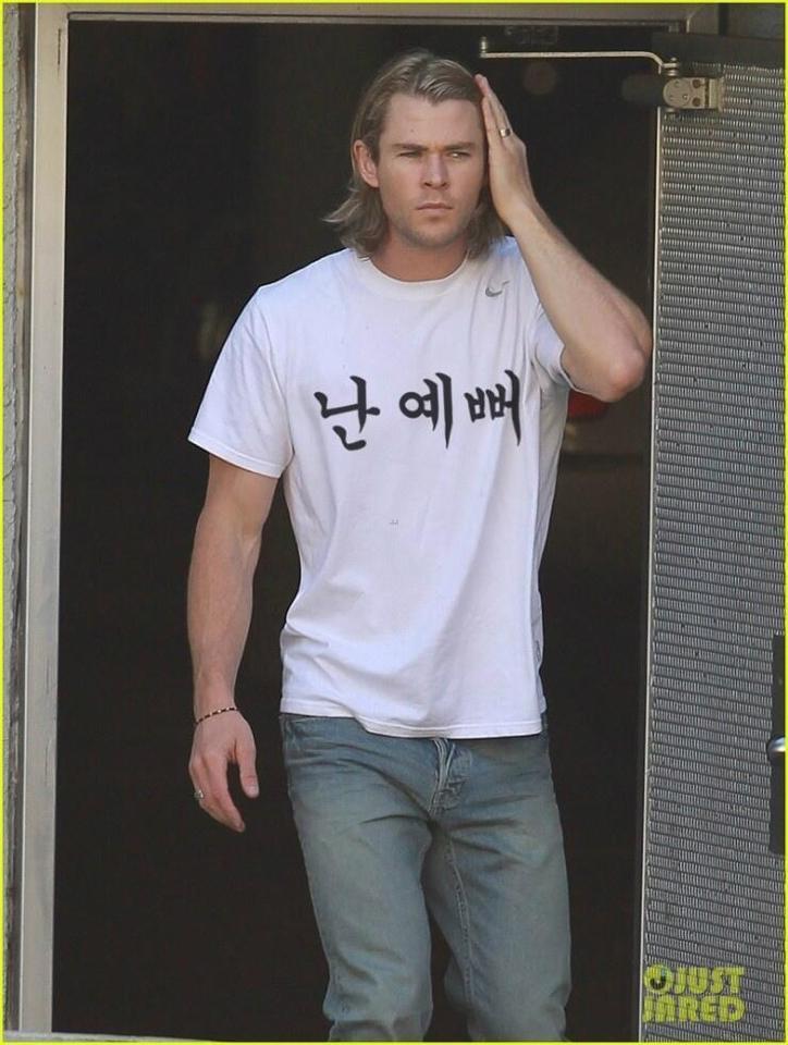 크리스 헴스워스(토르) 난 예뻐짤은 합성으로 판ㅋ명ㅋ - 인스티즈... 외국연예 [외국연예] 크리스 헴스워스(토르) 난 예뻐짤은 합성으로 판ㅋ명ㅋ