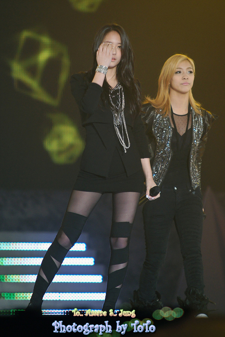 크리스탈 올블랙 ㅎㄷㄷㄷㄷㄷㄷㄷㄷ .jpg | 인스티즈