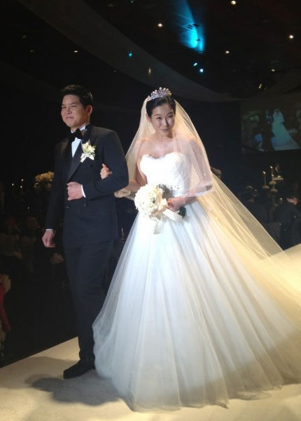 여자연예인 결혼식 웨딩드레스.jpg | 인스티즈