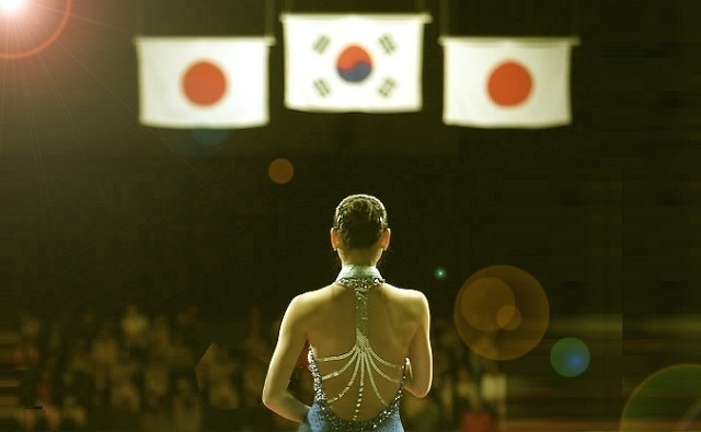 제이에스티나에서 세계선수권에 참가하는 김연아를 위해 만든 한정판 귀걸이 | 인스티즈