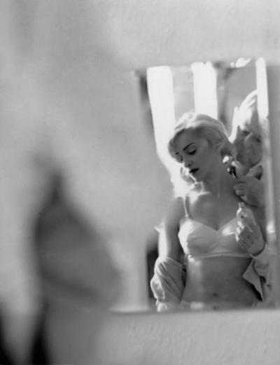 마돈나가 33살에 찍은 ㅅㅅ북(12) | 인스티즈