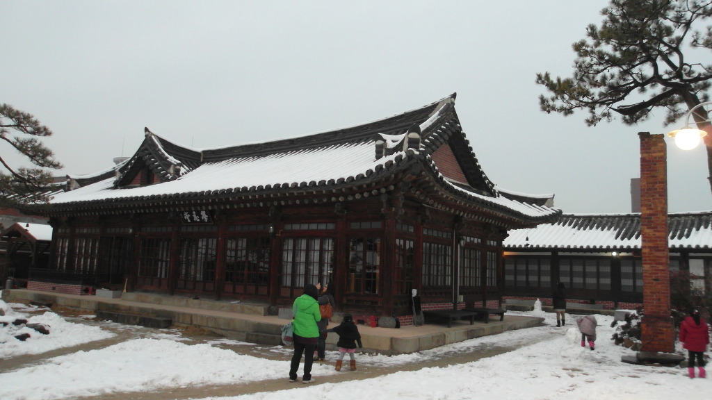 전주한옥마을의 멋과 운치가 있는 예쁜 겨울 설경 - 2편 (50장 사진 감상) - 인스티즈(instiz) 이슈 카테고리