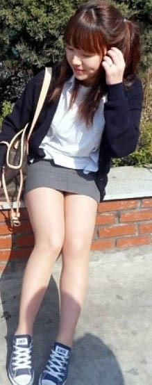 교복치마라 쓰고 미니스커트라 읽는다 | 인스티즈